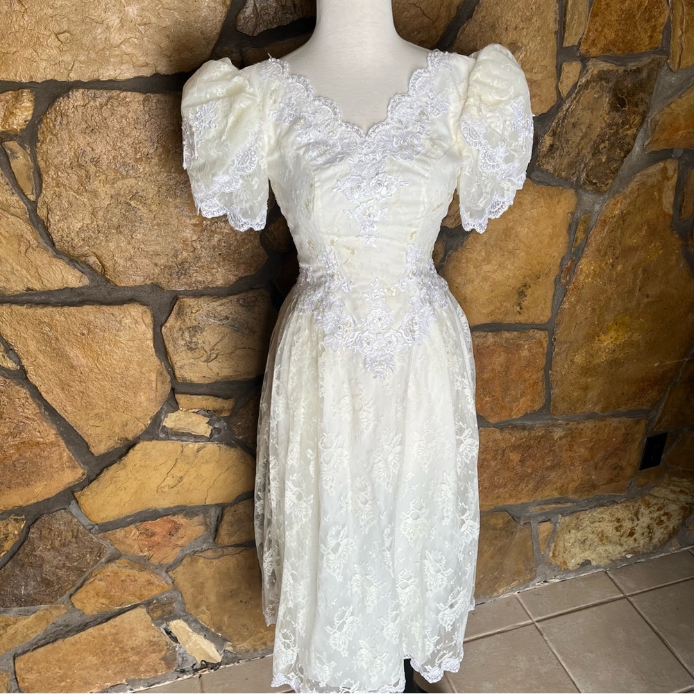 Private Label by G Cream A-line Wedding Dress with Sweetheart Neckline